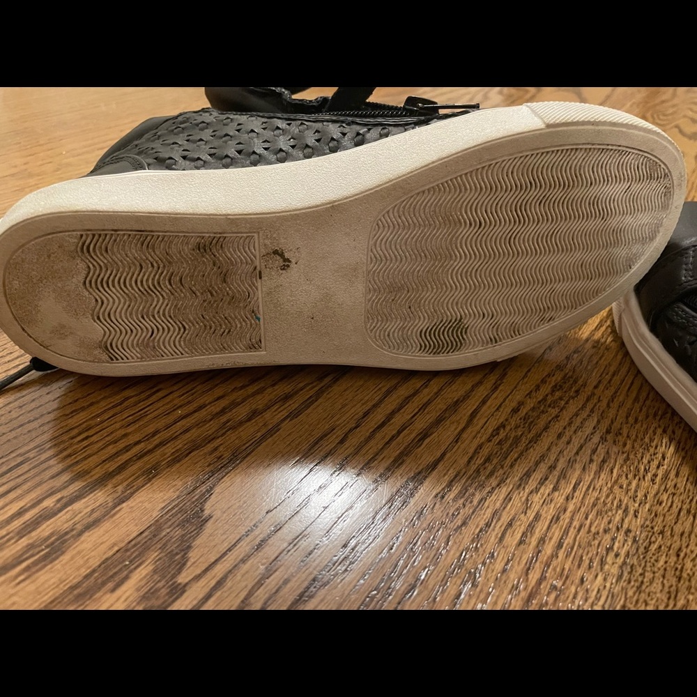 Black Steve Madden High-Top Sneakers - Picture 4 of 16